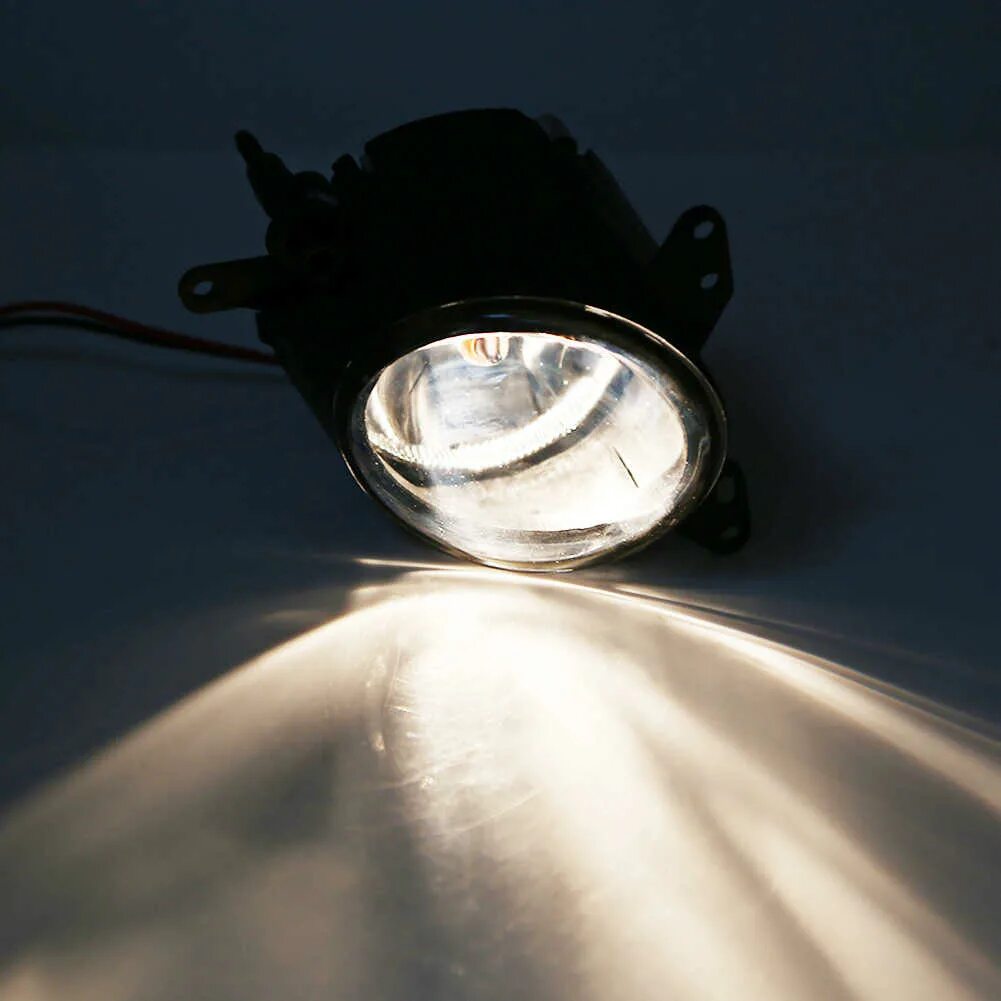 Линзованные лампы в птф. Ксенон в противотуманки ваз 2110. Линзовые птф nissan. Линзованные лампы в птф. Линзованные лампы в птф.