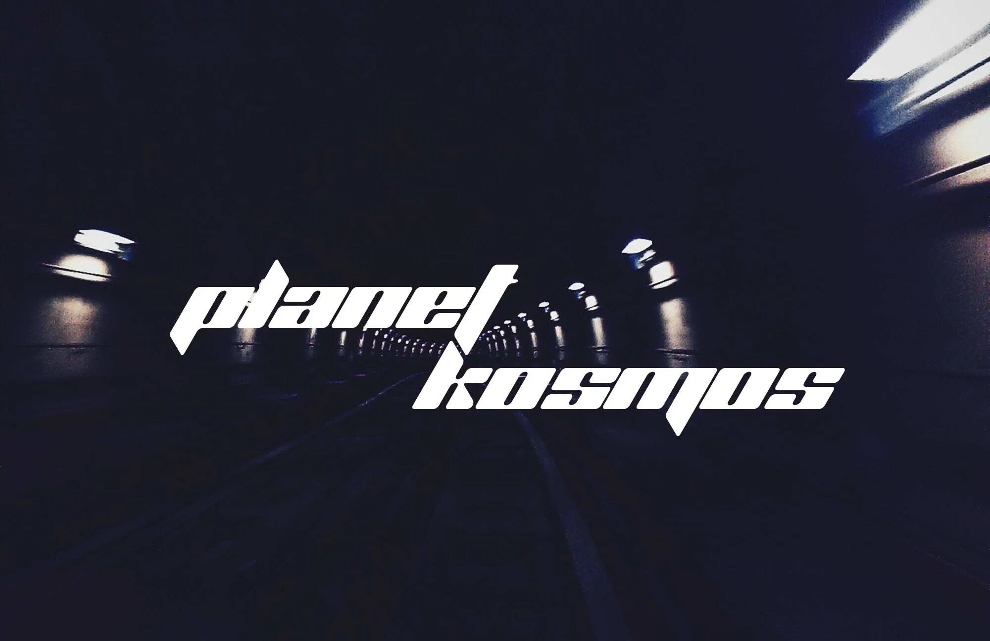 Kosmos шрифт. Planet Cosmos font. Planet Kosmo font. Шрифт Planet Kosmos фотошоп. Футуризм шрифт.