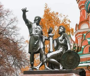 Где установлен памятник пожарского