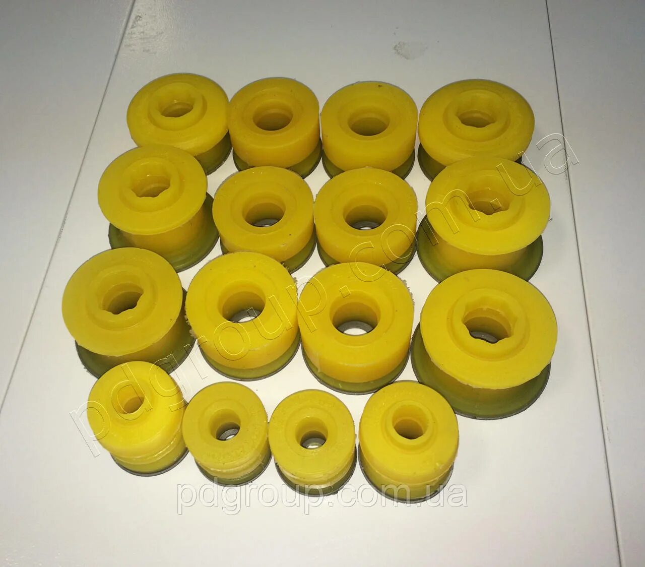 3. Подушки кузова w163. Подушки кузова тойота. Подушки кузова land cruiser 100. Сборка подушек кузова kzj 95 2000 год.