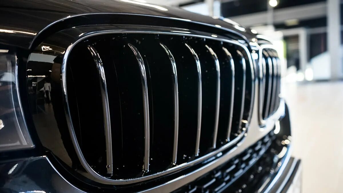 Покраска решеток. Решетка радиатора bmw g200 fnb[hjv. f15 black edition. покраска решетки радиатора в черный глянец бмв х 7. 15 black edition.