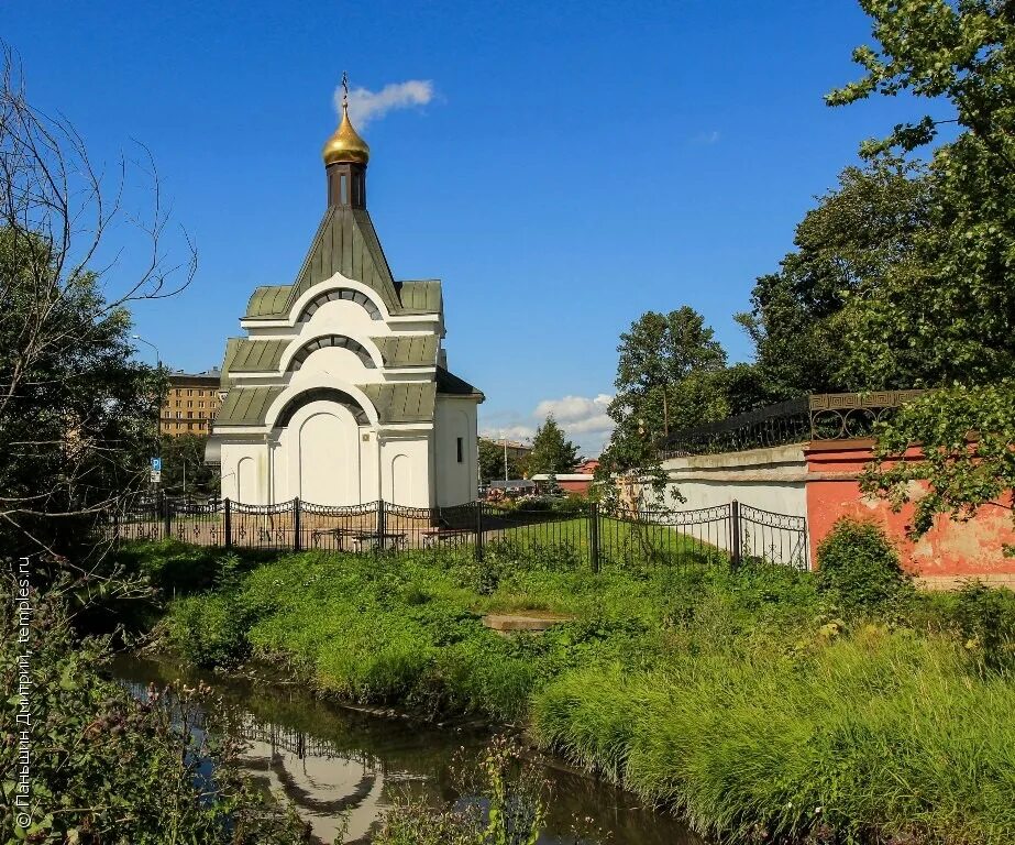 Казанская Церковь Санкт-Петербург красненькое кладбище. Храм красненькое кладбище. Церковь Казанской Божьей матери СПБ красненькое кладбище. Казанский храм у красненького кладбища. Красненькое кладбище спб