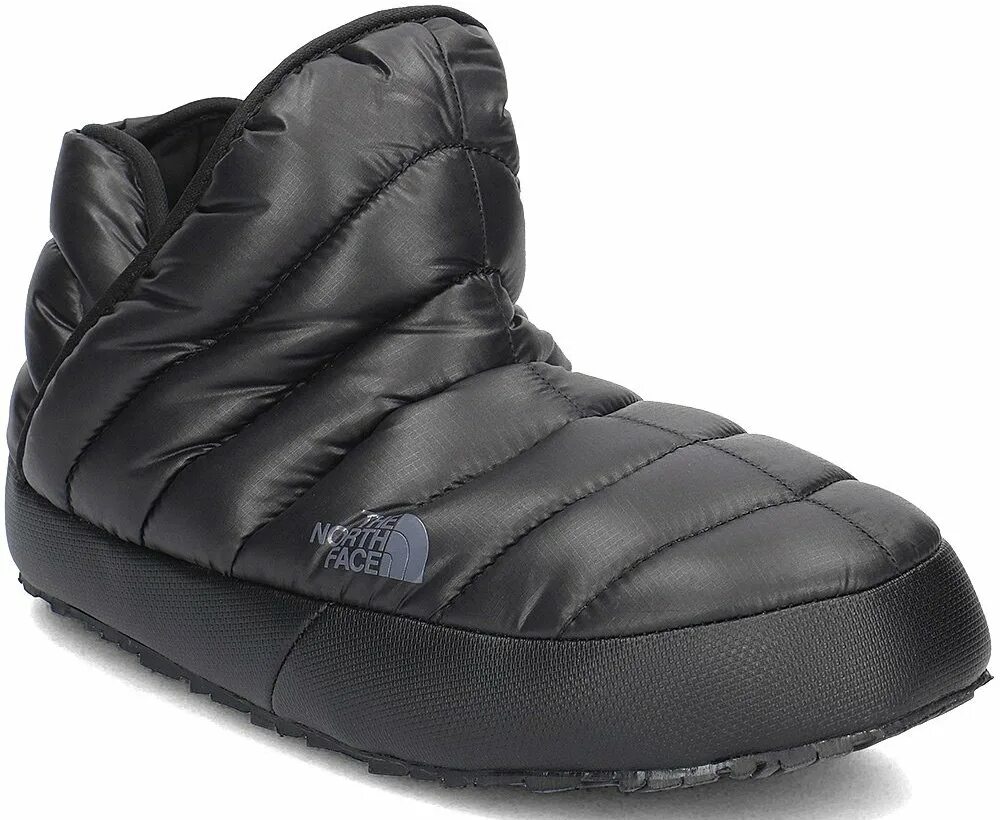 Бивачная обувь. Тапочки the North face w Thermoball traction Bootie. Пуховые тапки the North face Thermoball. Тапки мужские the North face Thermoball. Тапочки the North face w Thermoball.