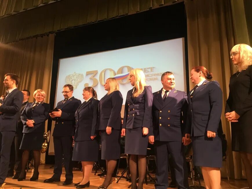 Сайт лужского городского суда ленинградской. Лужская городская прокуратура. Лужский городской прокурор. Ветераны Лужской городской прокуратуры. Новости Лужской прокуратуры.