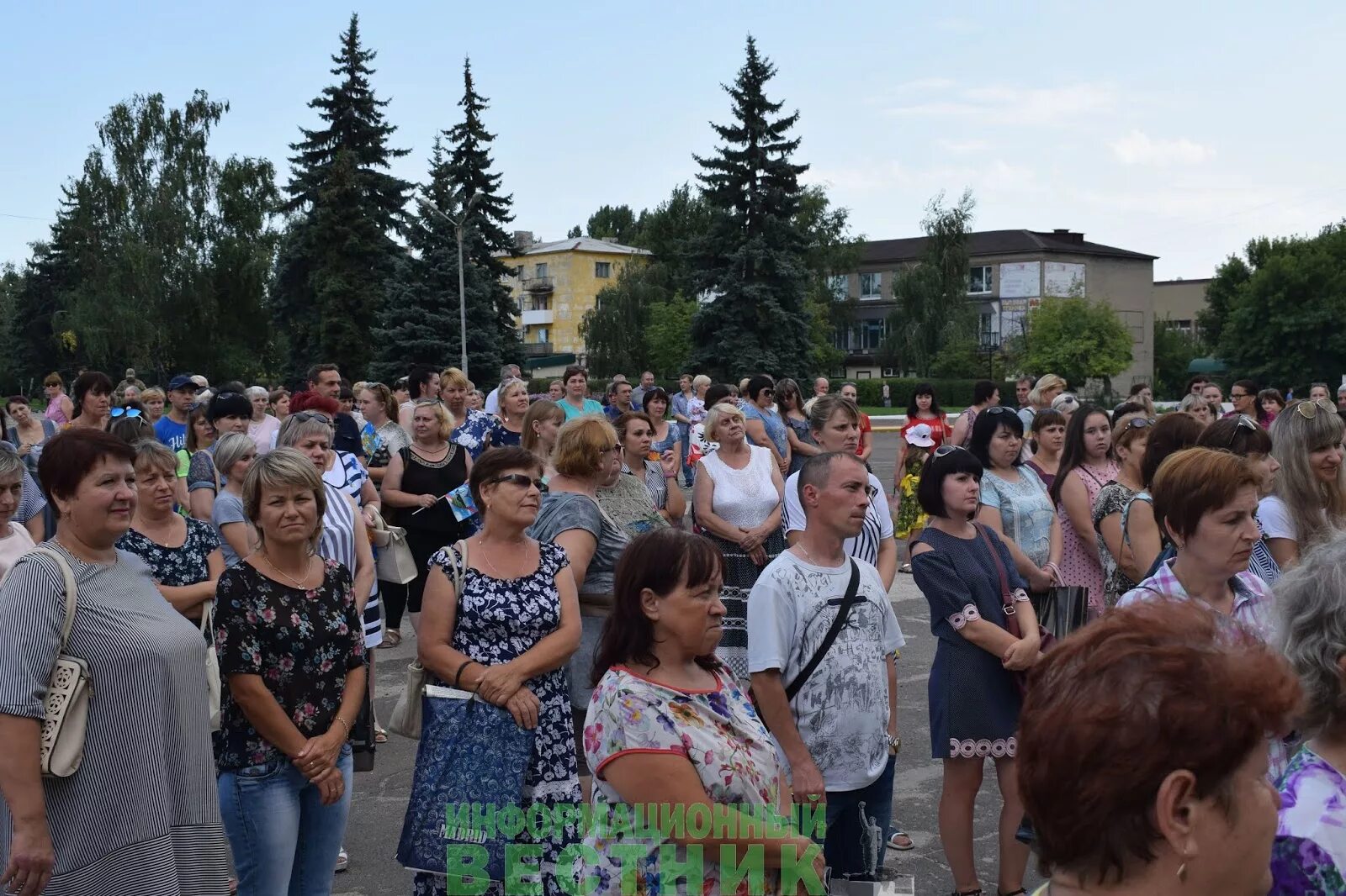 Кировск луганская область погода на 10 дней. Кировск Луганская область сейчас. Город Кировск Луганская область сегодня. День города Кировск. Кировск Луганской народной Республики.