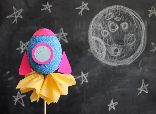 Поделка ко Дню космонавтики. Поделка ко Дню космонавтики в детский сад. Поделки на 12 апреля. Ко дню космонавтики из фоамирана