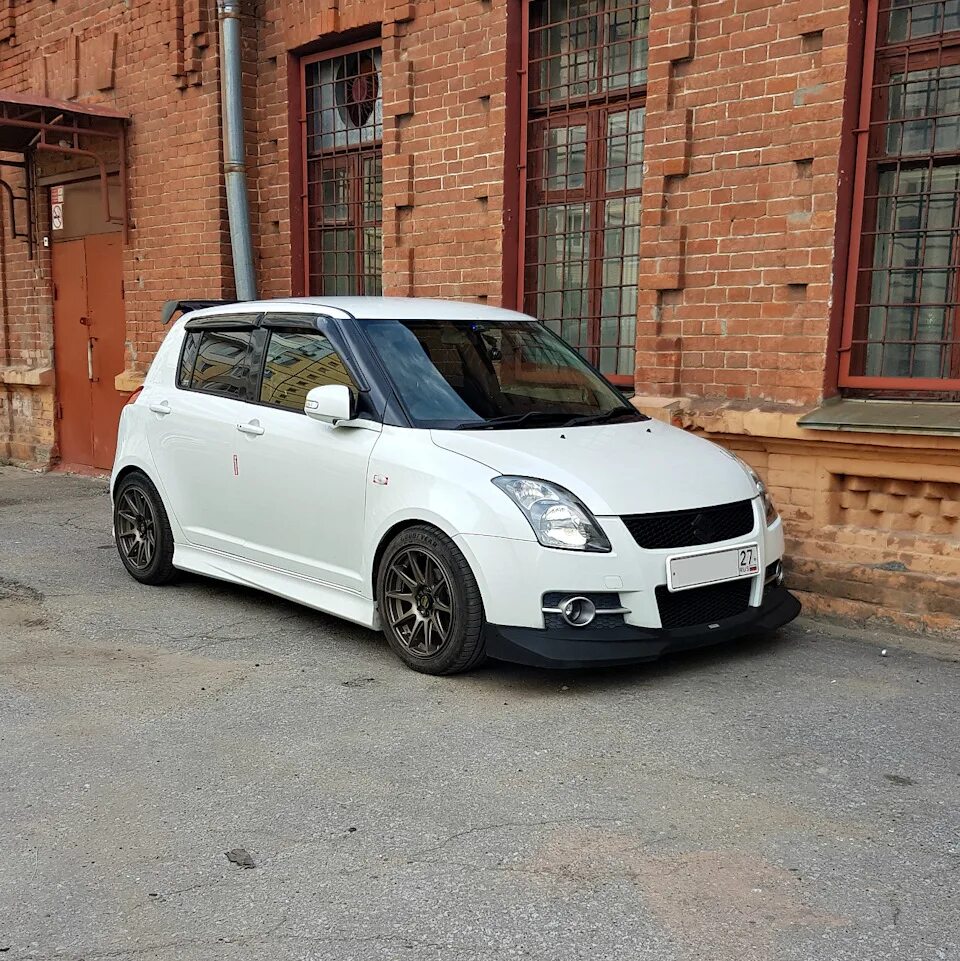 Свифт диски. Suzuki swift 2008 tuning. диски на сузуки свифт. suzuki swift 2g.