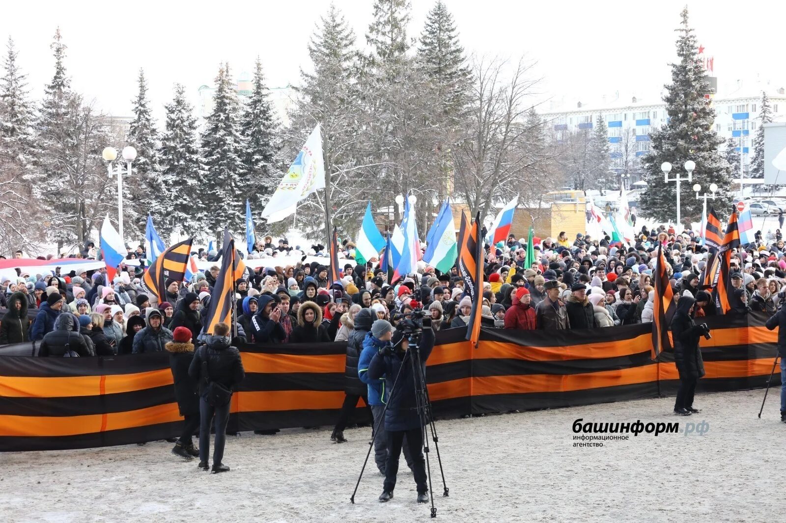 Протесты в башкирии 2025. Митинг. митинги в башкирии. с днем защитника родины. митинги в россии.