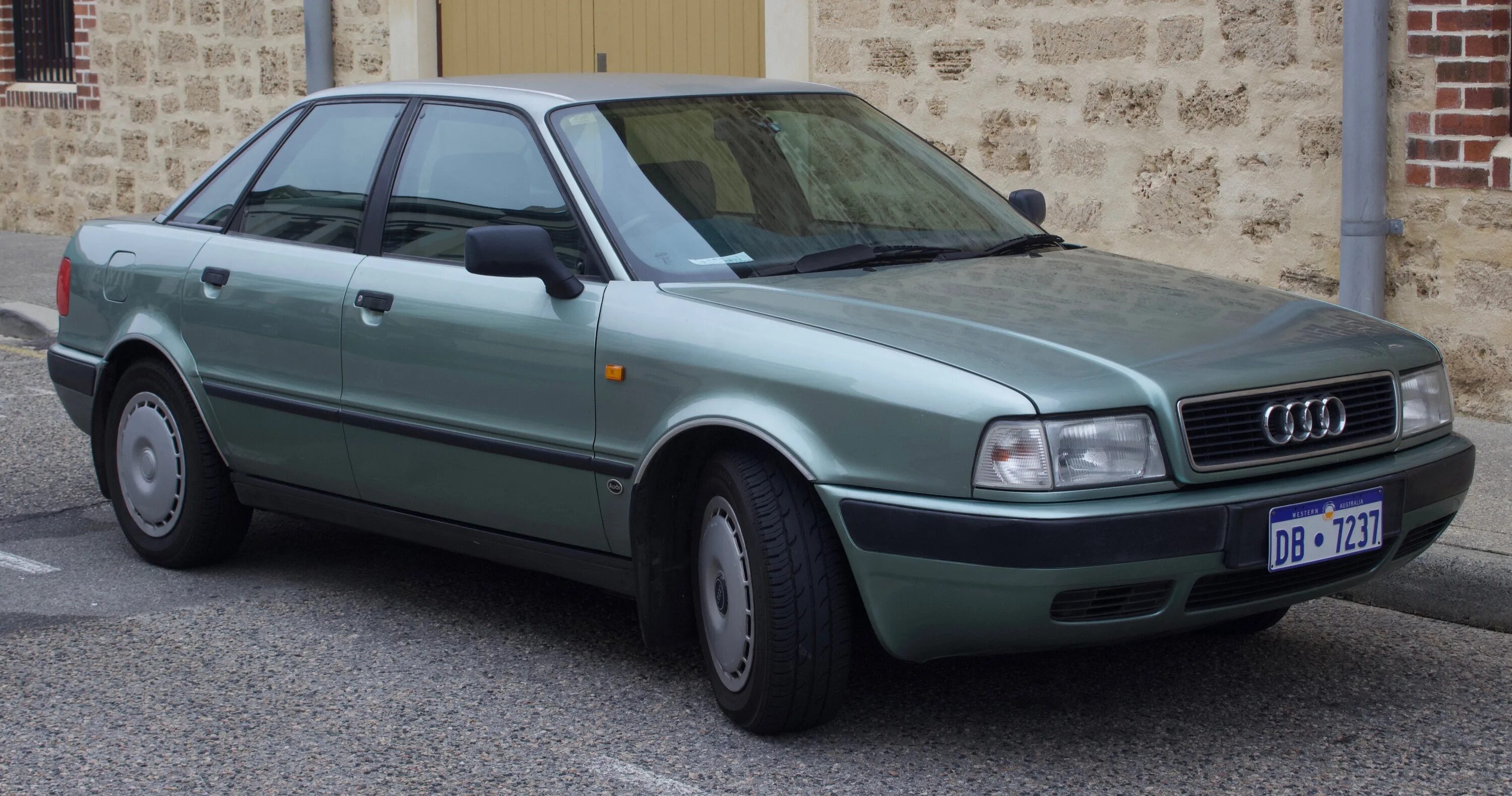 Audi 80 b4. Audi 80 b4 1996. Audi 80 v (b4). Audi 80 b4 седан.