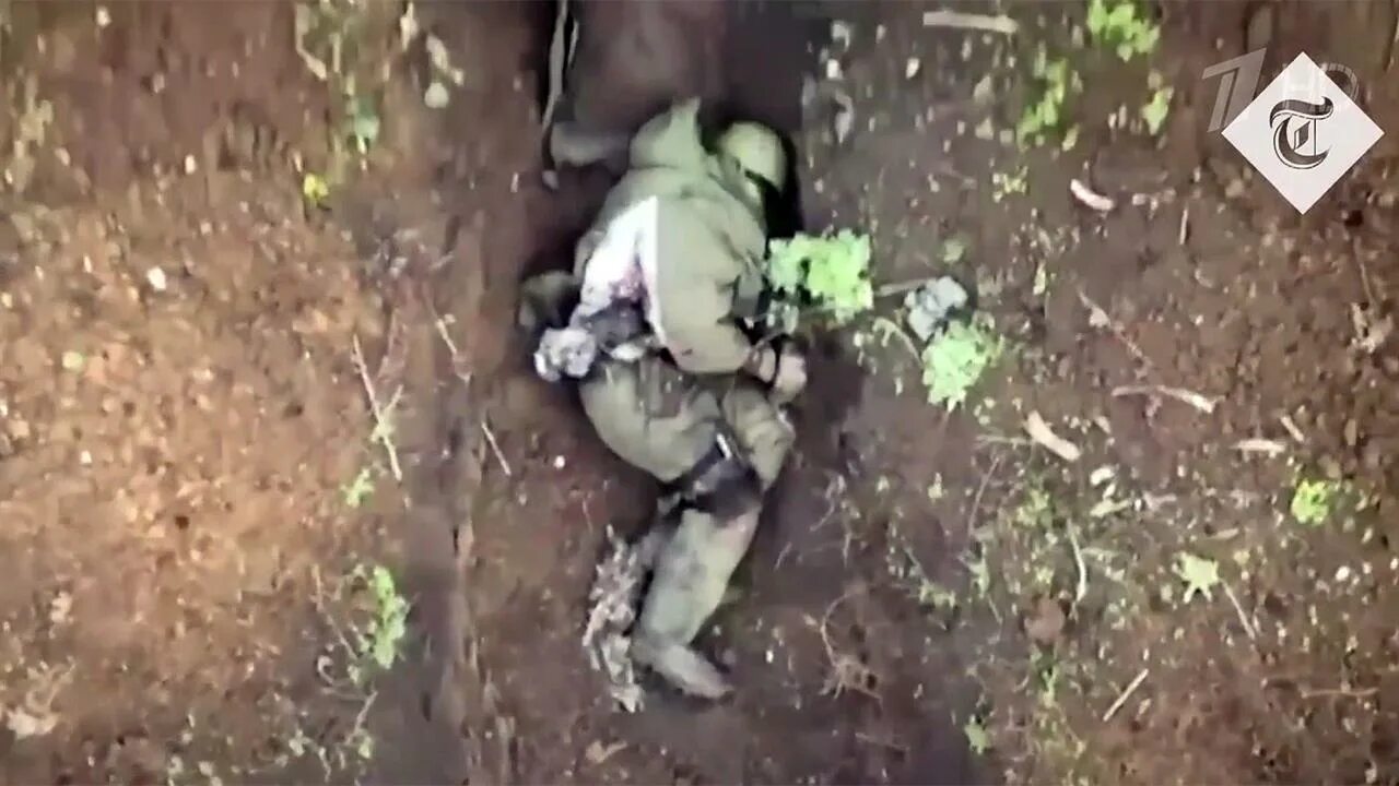 Видео солдата отбрасывающего. Граната с беспилотника. Боевые гранаты российской армии. Граната с беспилотника. Снаряды для беспилотников.