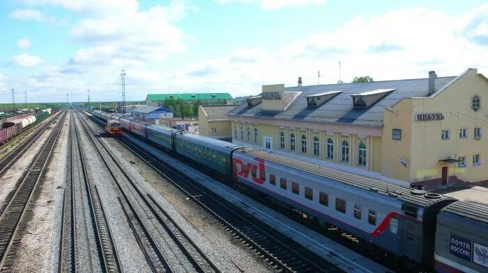 жд станция микунь. фирменный поезд сыктывкар москва. вокзал город микунь. скорый поезд сыктывкар москва. поезд микунь кослан.