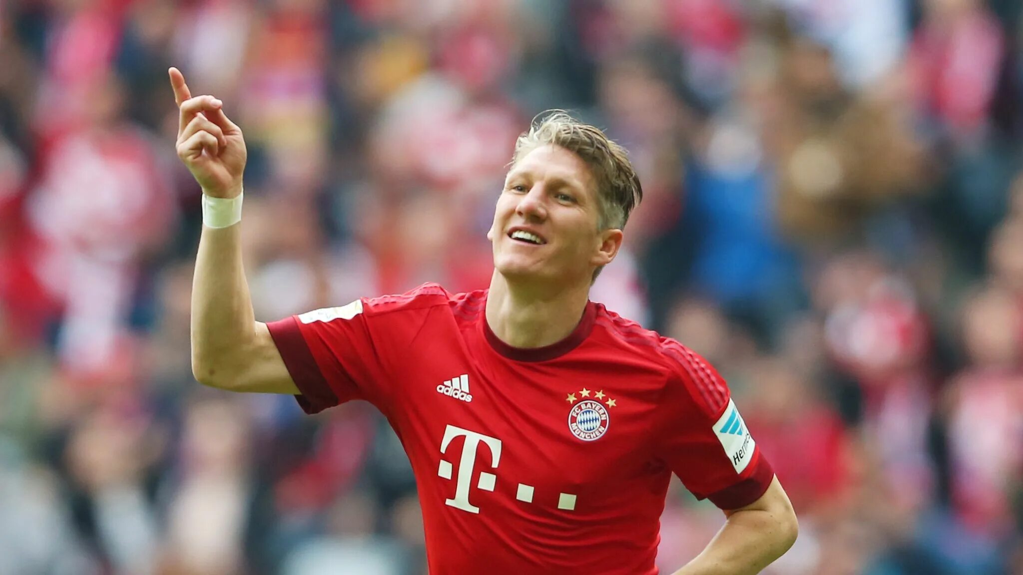 Bastian Schweinsteiger Бавария. Бастиан Швайнштайгер футболист. Бастиан Швайнштайгер Манчестер Юнайтед. Бастиан глава