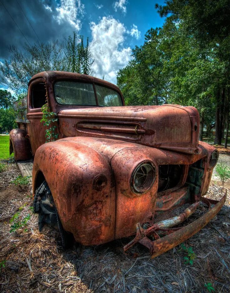 Ford Pickup Rusted. Старые машины. Заброшенные машины. Ржавый автомобиль. Игра старый автомобиль