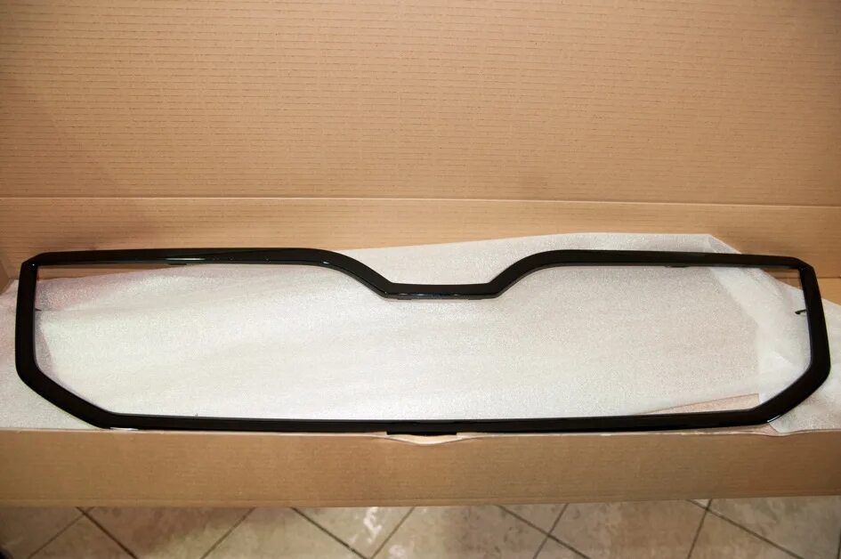 Окантовка решетки радиатора volvo s60 2. Oem3929 o. Окантовка решетки радиатора skoda octavia a7 черная. Черная окантовка решетки радиатора шкода кодиак артикул. Окантовка решетки радиатора skoda kodiak черная.