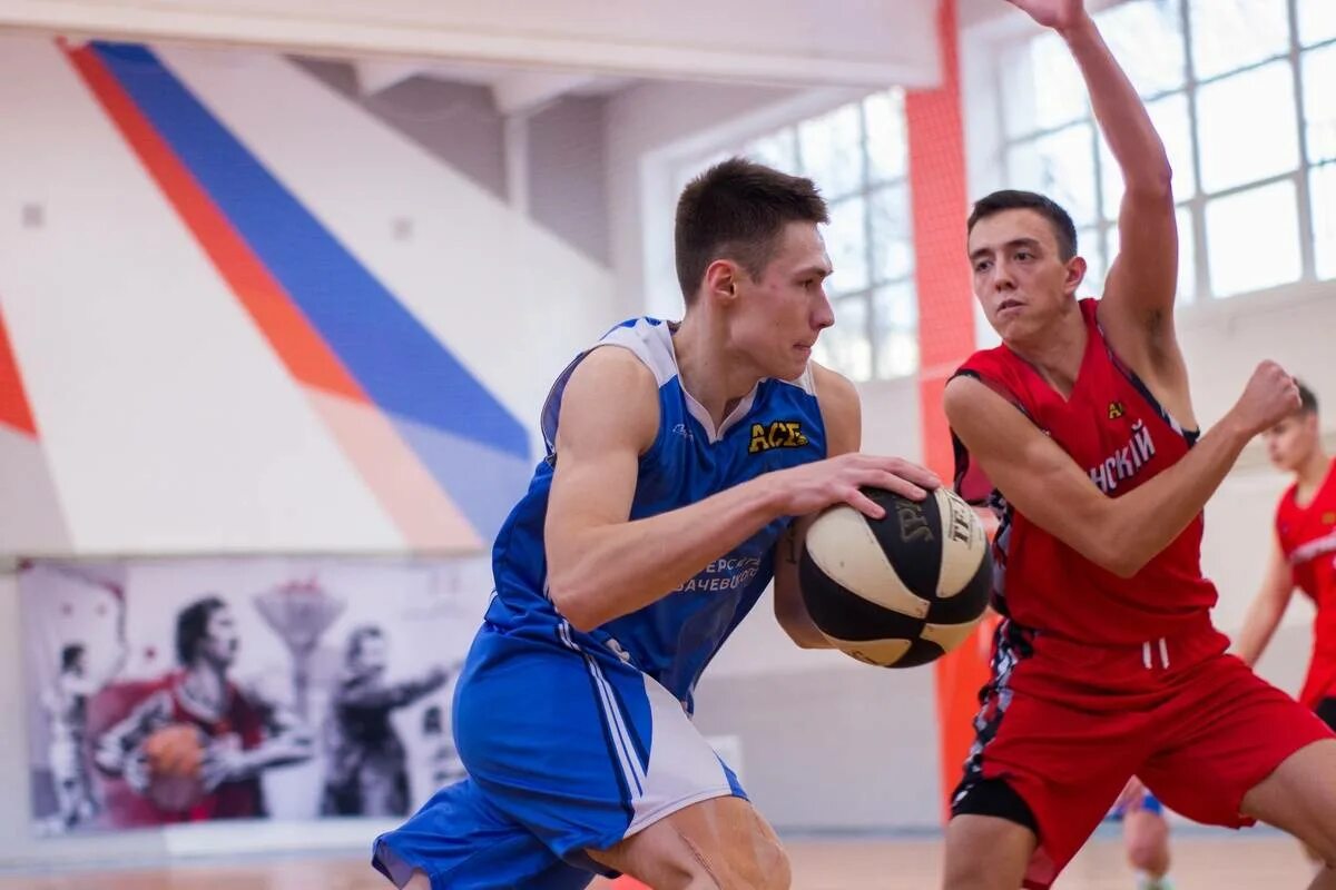 В университетской баскетбольной секции занимается 100 девушек. В университетской баскетбольной секции занимается 100 девушек. В университетской баскетбольной секции занимается 100 девушек. Мининский университет баскетбольная команда. Студенческий баскетбол в финляндии.