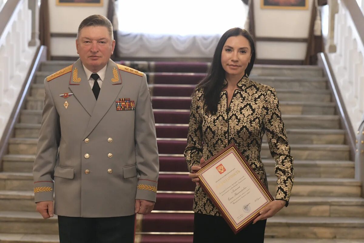 Лапин командующий ЦВО. Лапин генерал полковник. ЦВО МО РФ образование.