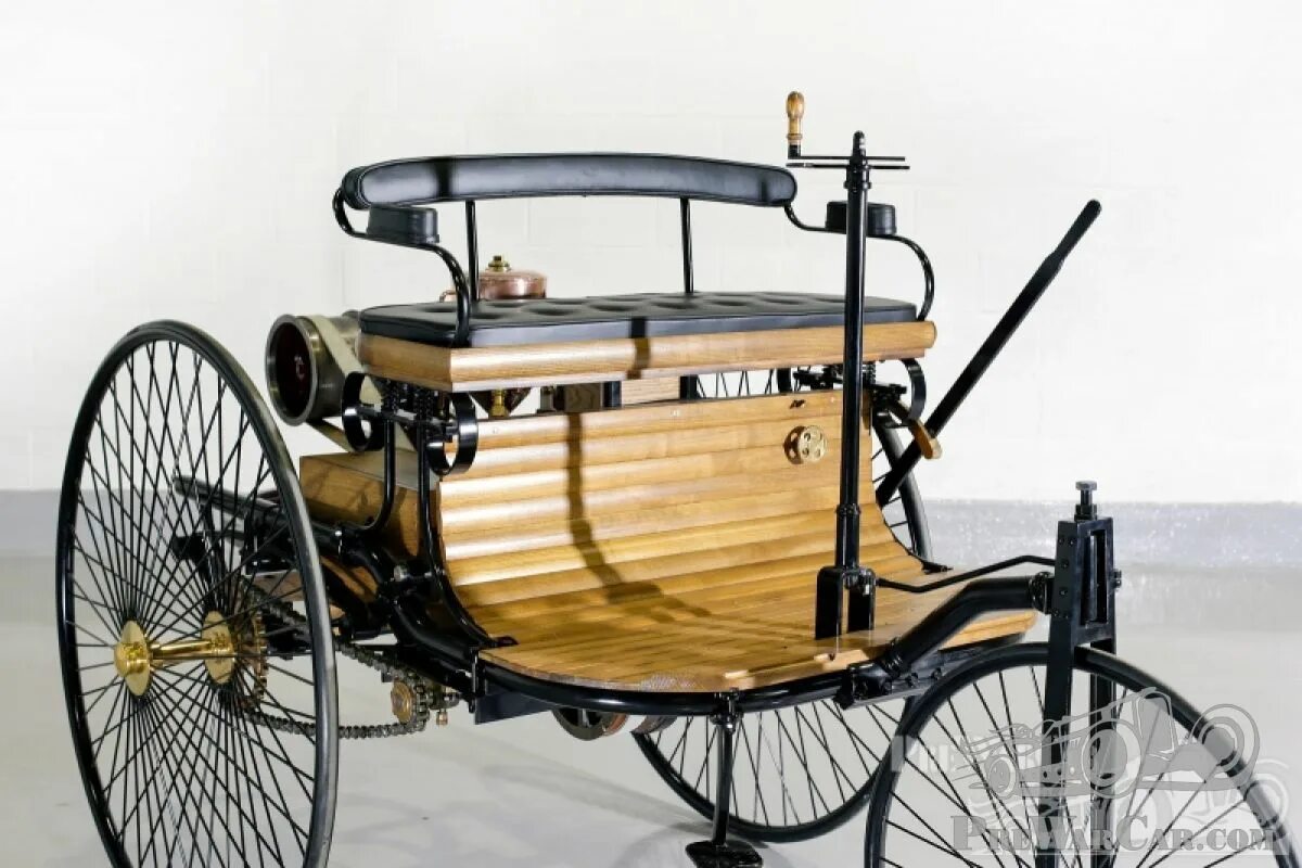 Benz Patent-Motorwagen 1886. Benz Patent-Motorwagen 1886 двигатель. Первая машина на автомате