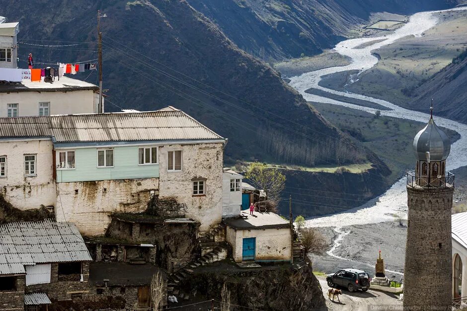 маяк дагестан гуниб. аул куруш в дагестане. высокогорные села дагестана. кегерское плато гуниб. горы дагестана село гуниб.