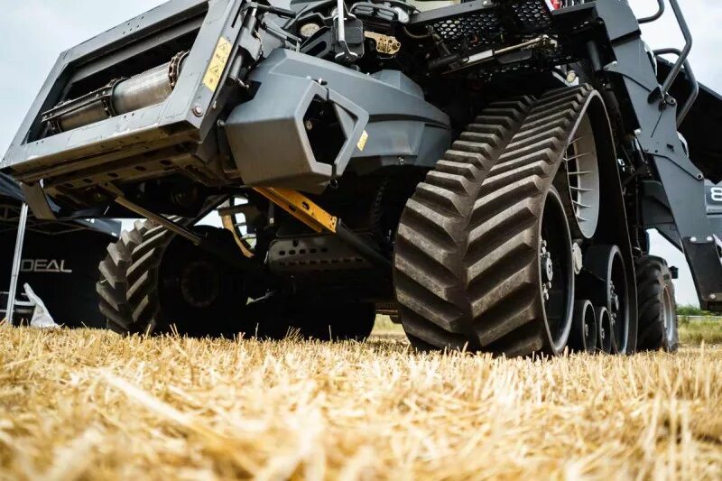 Фенд идеал. Комбайн фендт идеал 10т. комбайн fendt ideal салон. fendt ideal комбайн изнутри. комбайн фендт идеал 10т характеристики.