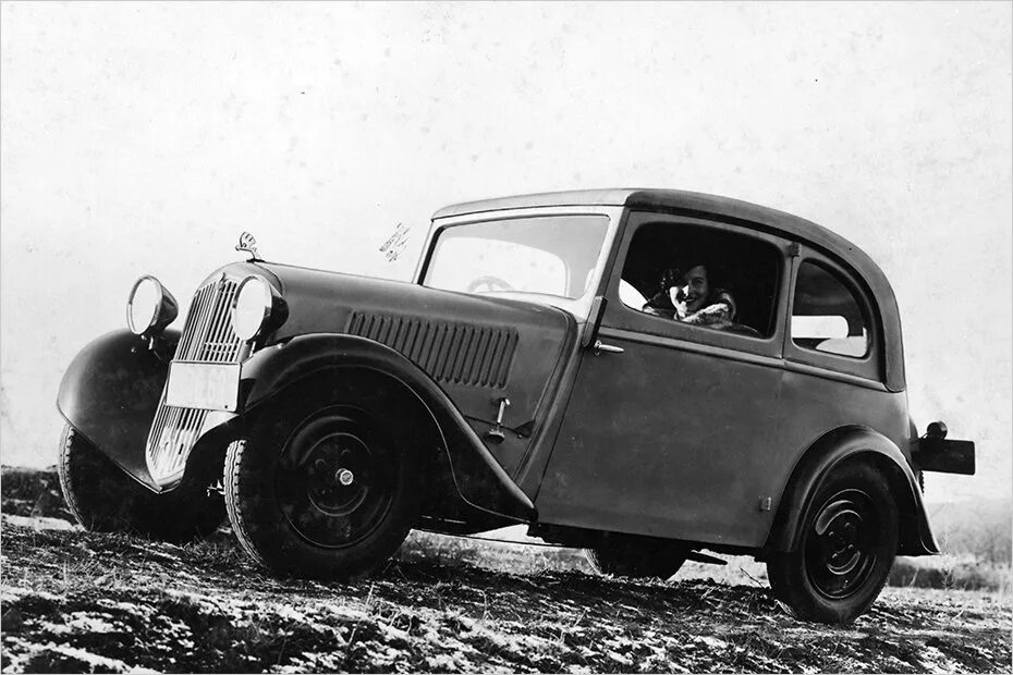 1 автомобиль шкода. Skoda 1895. Skoda 1950. Шкода самая первая модель 1895.