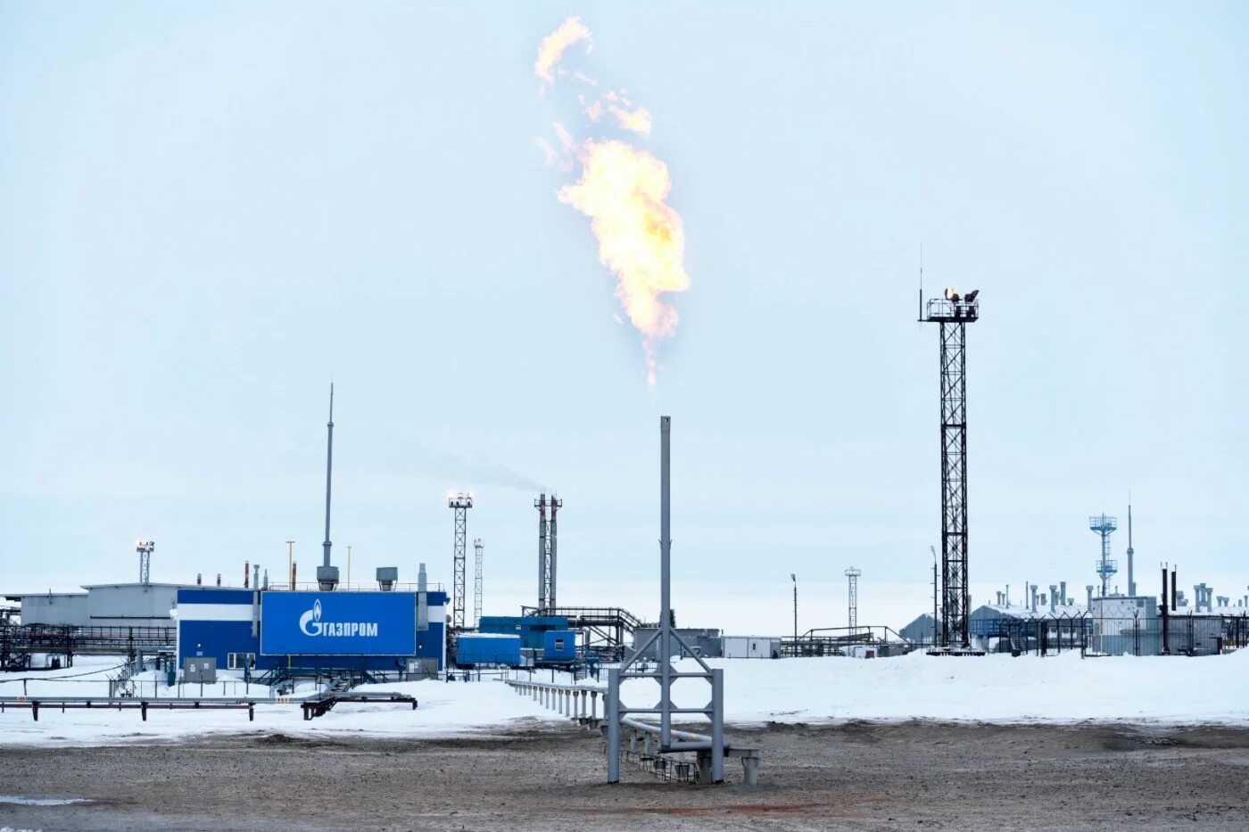 Медвежье нгкм. Месторождения газа газпрома. Уренгойское газовое месторождение. Газпромнефть объекты добычи тазовский. Бованенковское нефтегазоконденсатное месторождение.