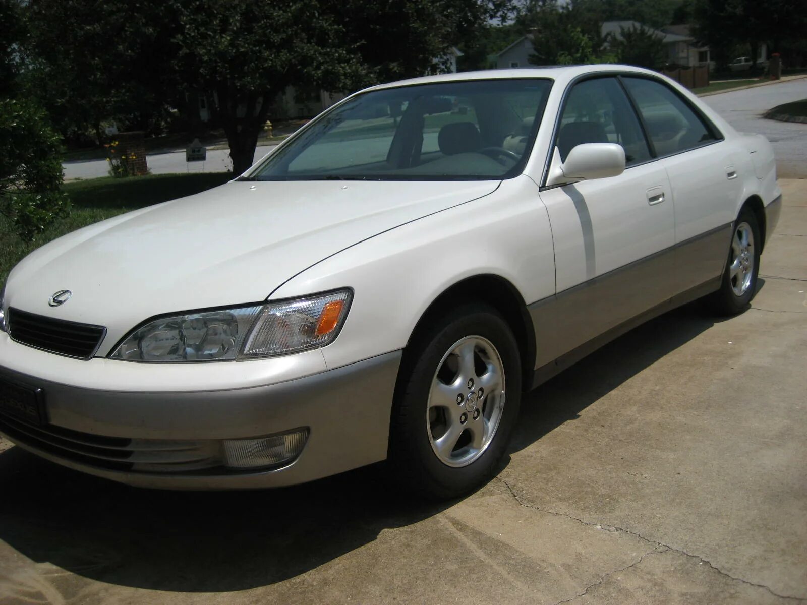 Lexus 2000 года. Лексус es 300 1999. Lexus es 1999. Lexus es 300 1999. Lexus 1999 седан.