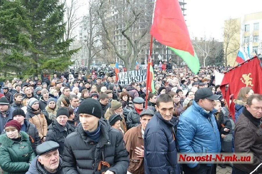 Антимайдан в Николаеве 2014. Митинг Антимайдана в Николаеве. Протесты в Николаеве 2014. Антимайдан на Украине 2014.