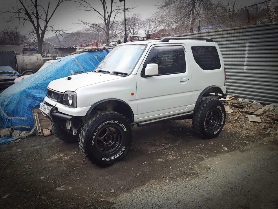 Suzuki Jimny Sierra с 1993 года. Судзуки Джимни 2008. Jimny Suzuki 2008 Tuning. Сузуки Джимни Сиерра 1993. Джимни в приморском крае