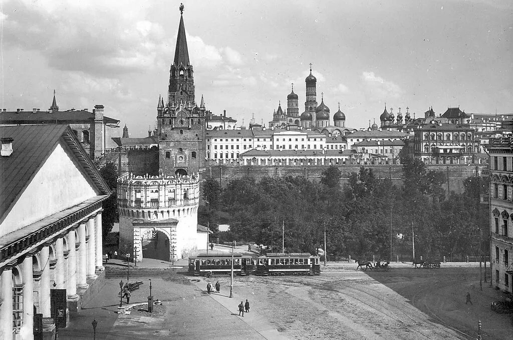 Какой изображена москва 30 х. Москва 20 век. москва 19-20 век. московский кремль 19 век. московский кремль 1930е годы.