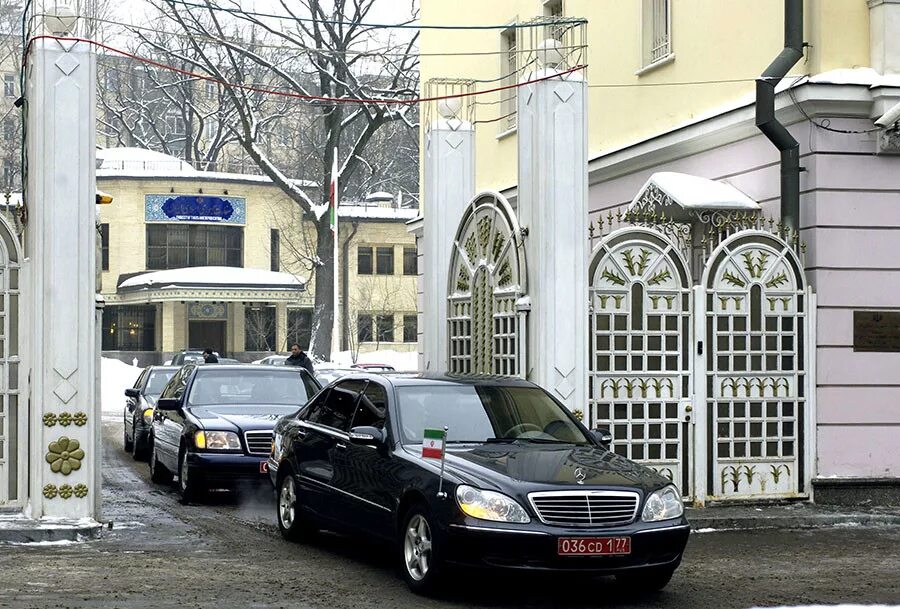 Иранское консульство. Посольство рф в тегеране. покровский бульвар 7 посольство ирана. консульство ирана в москве. посольство россии в иране.