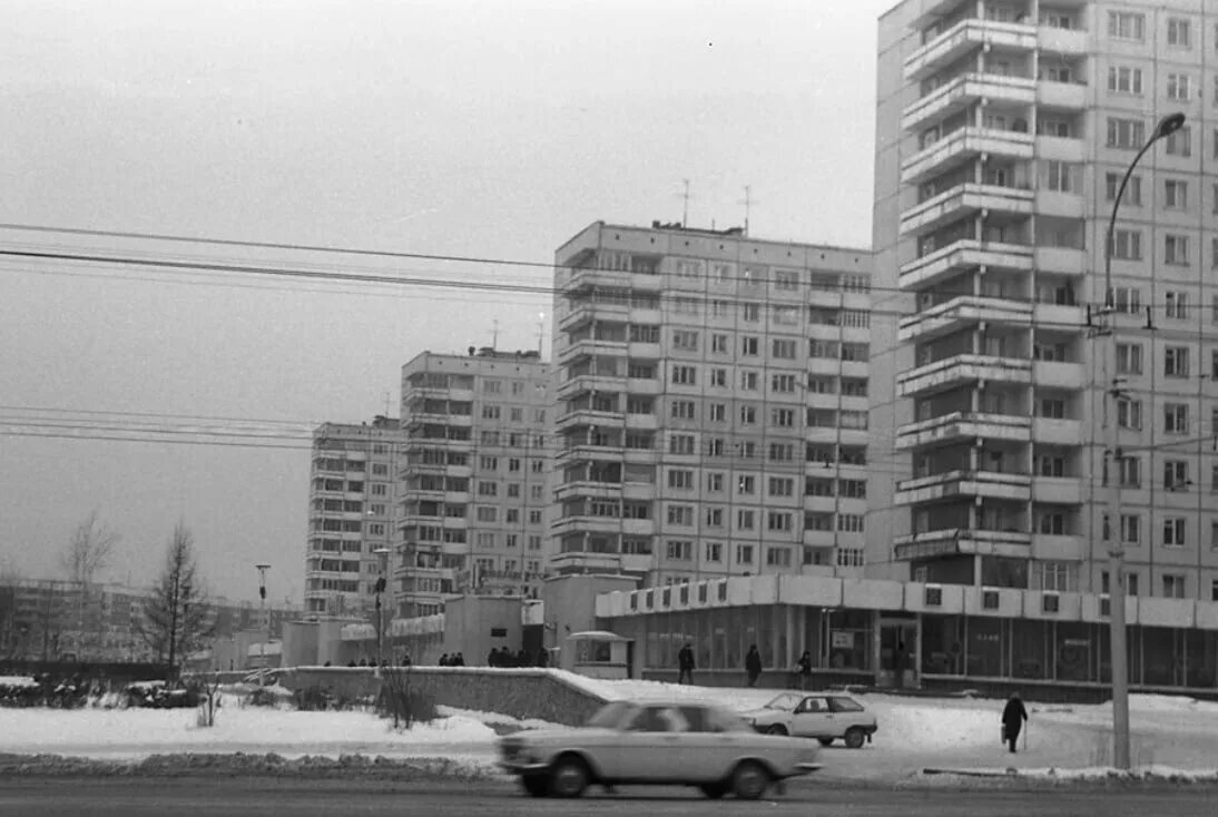 Дома 80х. Брежневки СССР. Брежневки 70-е 80-е. Советские панельные дома. Брежневка в 70 годы.