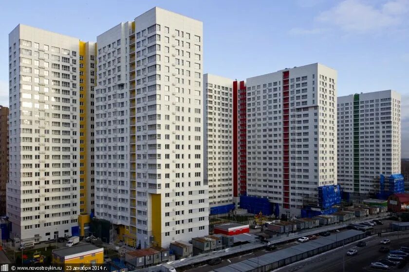 Жк призма флэт и ко. Высотные жк москвы. Жк яуза парк. Жк донской олимп корпуса. Недорогие новостройки москвы рядом с метро.