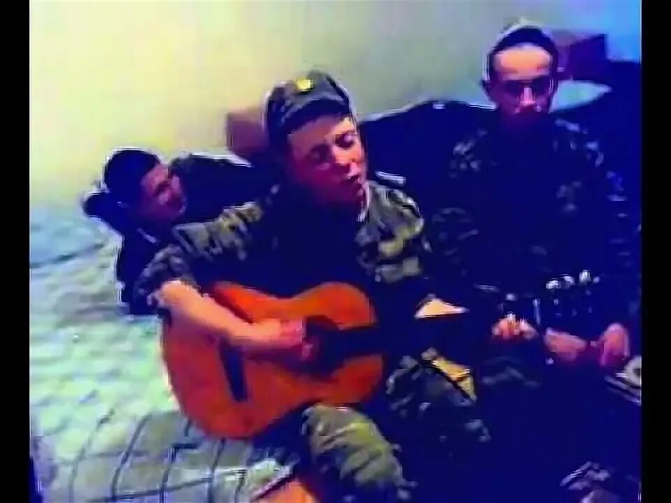 Чечня в огне под гитару. Плачет белая береза. Свои мемуары под гитару. Армейская песня не плачь. Армейская песня не плачь.