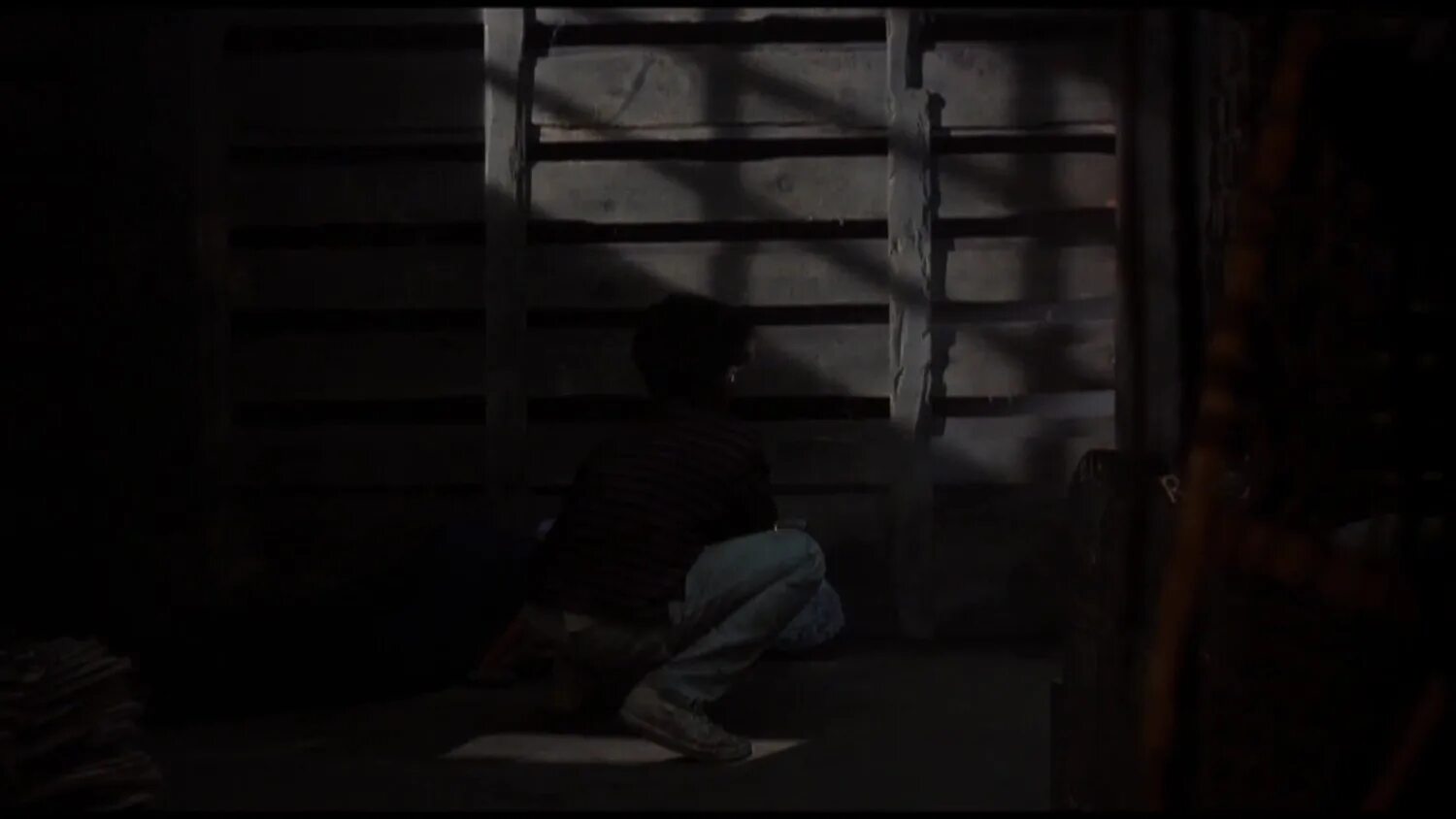 Люди под лестницей фильм 1991 актёры. Человек под лестницей книга. The staircase постер. Люди под лестницей фильм 1991 обложка. Люди под лестницей фильм 1991.