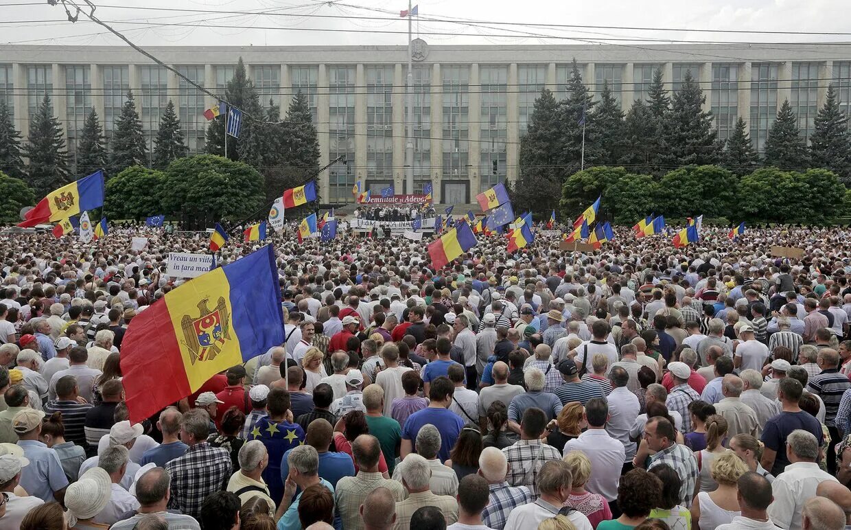 Молдавия Кишинев правительство. Протесты в Молдове. Кишинев протесты. Митинги в Молдове.