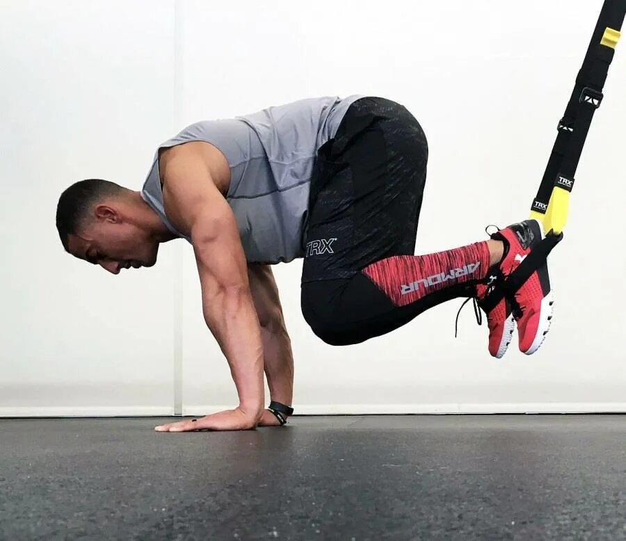 Тренировка силы мышц. Trx suspension trainer mens health. trx кроссфит. trx тренировка. силовые упражнения.