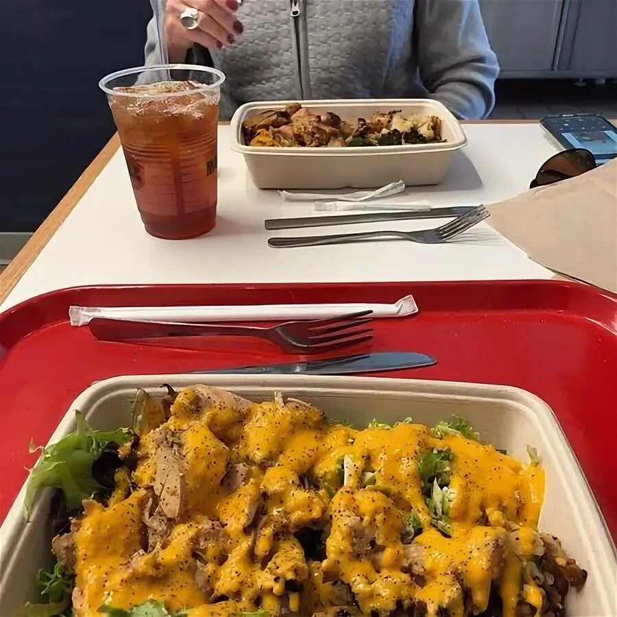 Was the food nice at lunchtime. Сытный завтрак. Bb крем after school lunch box. Was the food nice at lunchtime. At lunchtime или on lunchtime.