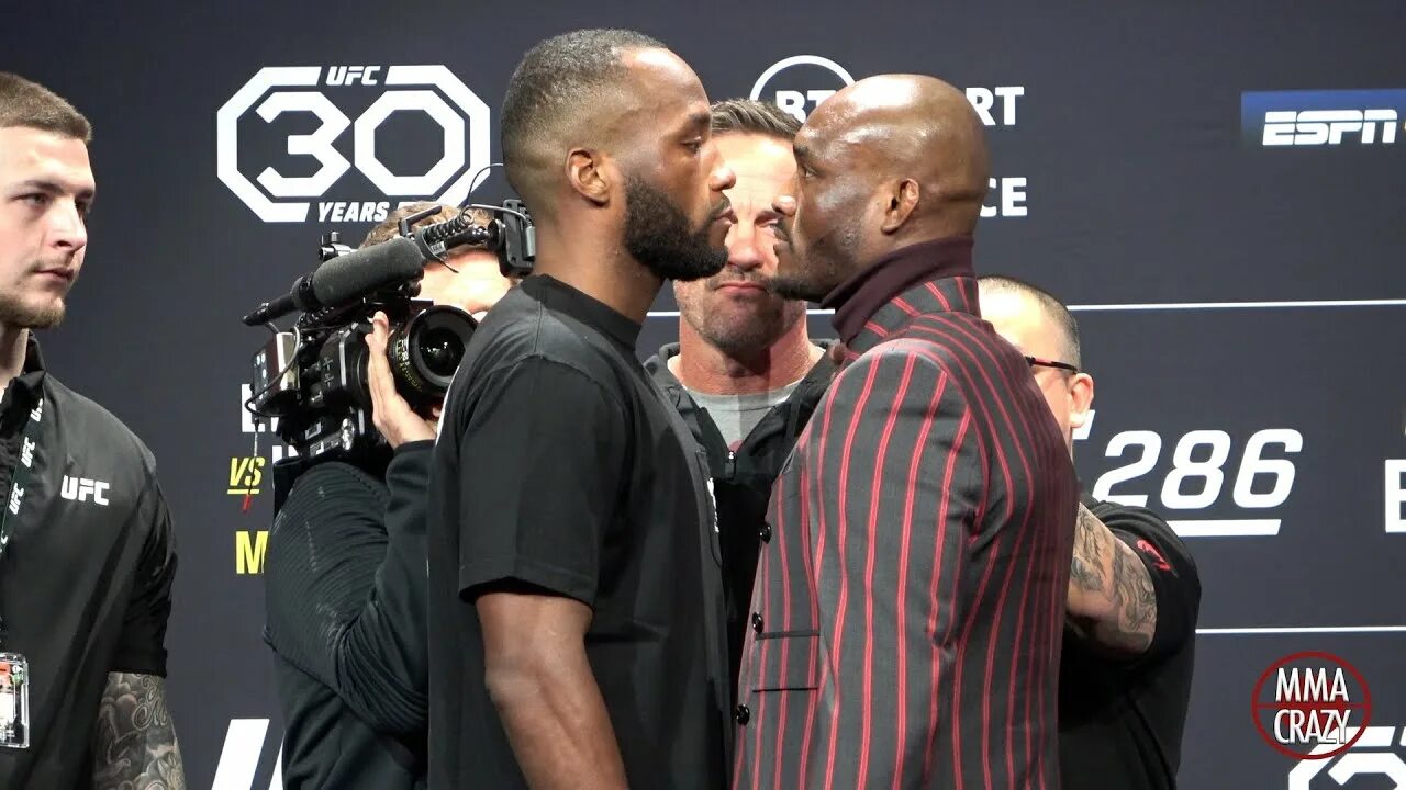 Тейшейра боец. Усман юфс. Леон эдвардс камару усман 2 ufc 286. Гейджи физиев результат судей. Леон эдвардс камару усман.