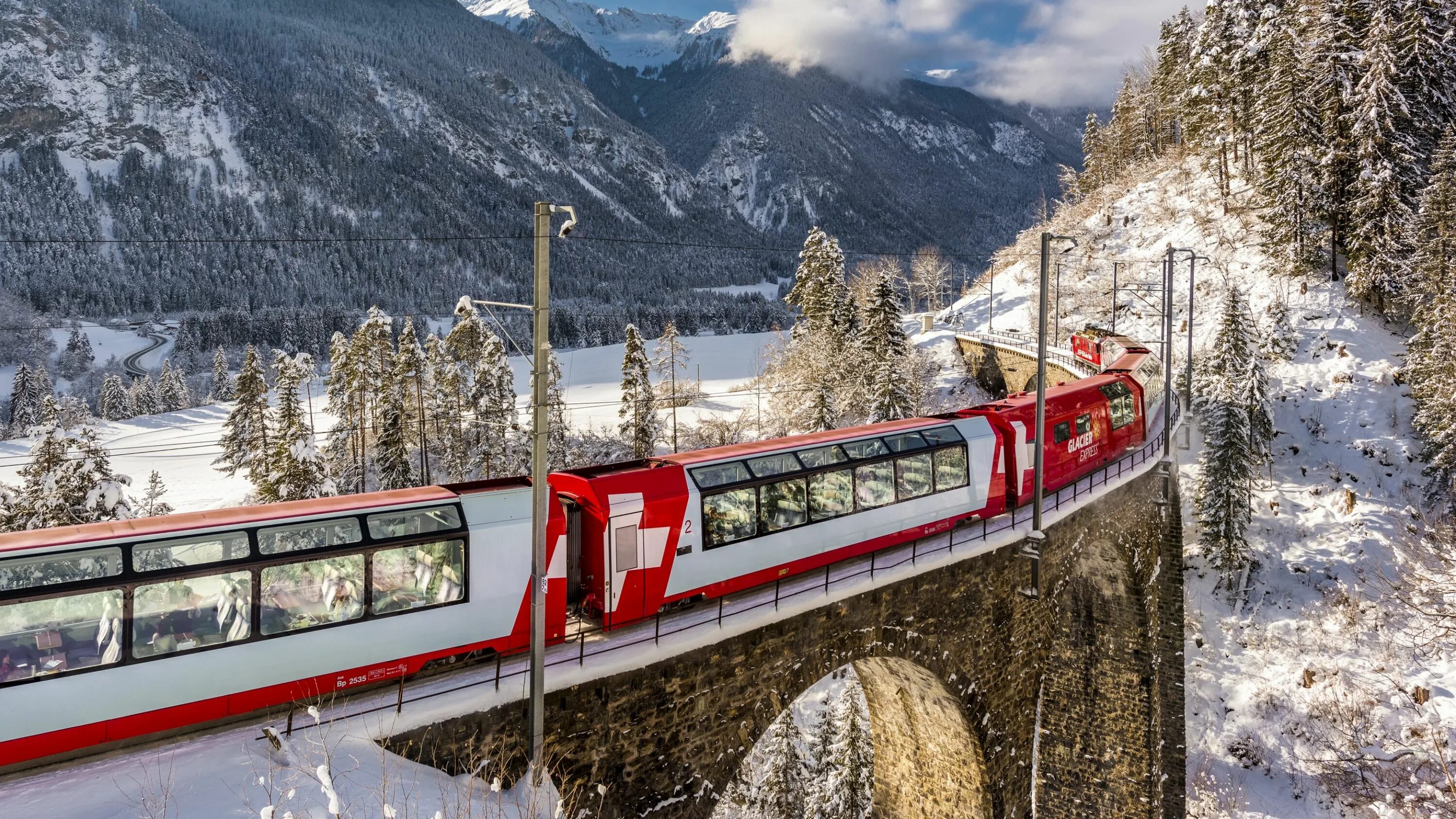 Швейцария поезд ледяной экспресс. Glacier Express Швейцария. Санкт-Мориц Швейцария железная дорога. Ледяной экспресс Церматт. Travel поезд