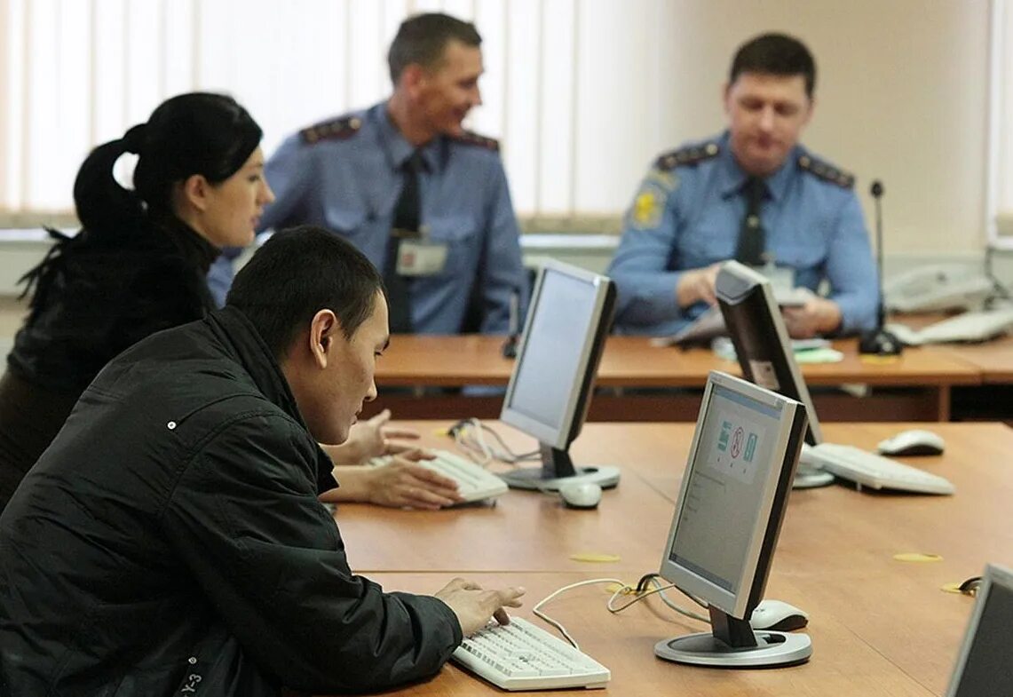 Экзамен ГИБДД. Теоретический экзамен в ГИБДД. Сдача экзамена в ГИБДД. Сдача теории в ГИБДД. Пересдача гибдд 2023