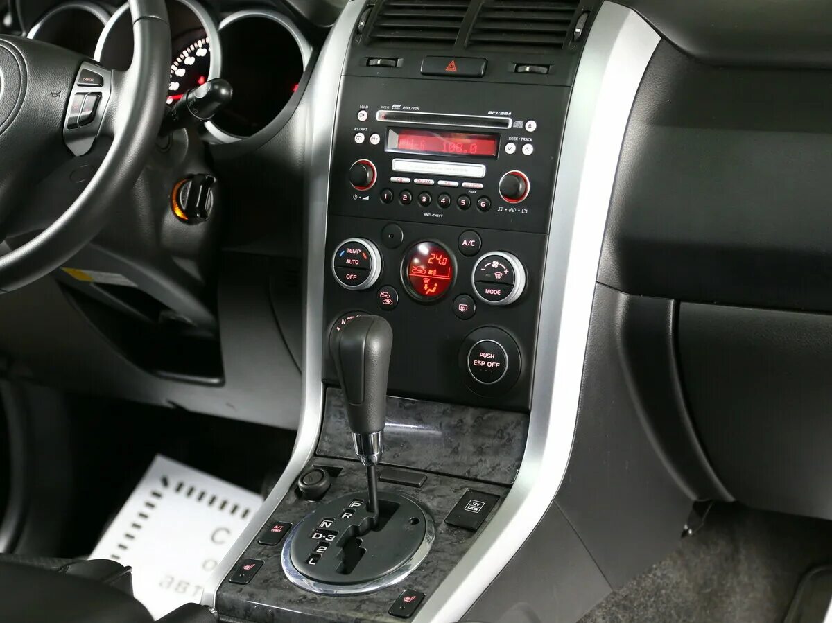 0 автомат. Suzuki grand vitara 2014 салон. Сузуки грант витара 2006 салон. 0 автомат. 0 автомат.