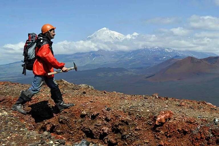 Маркшейдерская съемка. Геологические исследования. Горная геофизика. Геологические исследования. Геодезия.