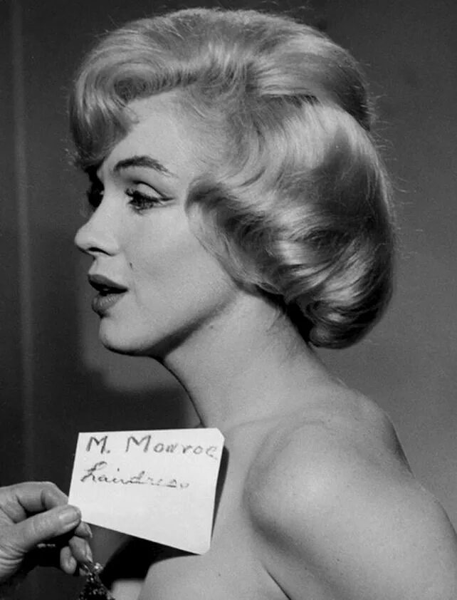 Займемся любовью 1960. Монро давай. Мэрилин монро let's make it legal. Мэрилин хэйр. Монро давай.