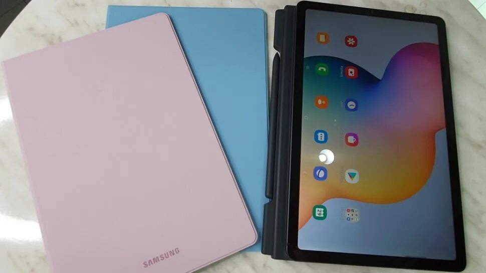 Samsung galaxy tab s6 планшет. Galaxy Tab s6 Lite. Samsung Galaxy Tab s6 Lite 2022. Самсунг Tab s6 Lite. Samsung Galaxy Tab s6 Lite комплектация.