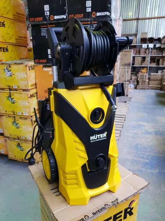 Huter 210i professional. Мойка Хутер 210. Huter w210i professional. Автомойка Хутер 210 профессионал. Huter мойка w200.