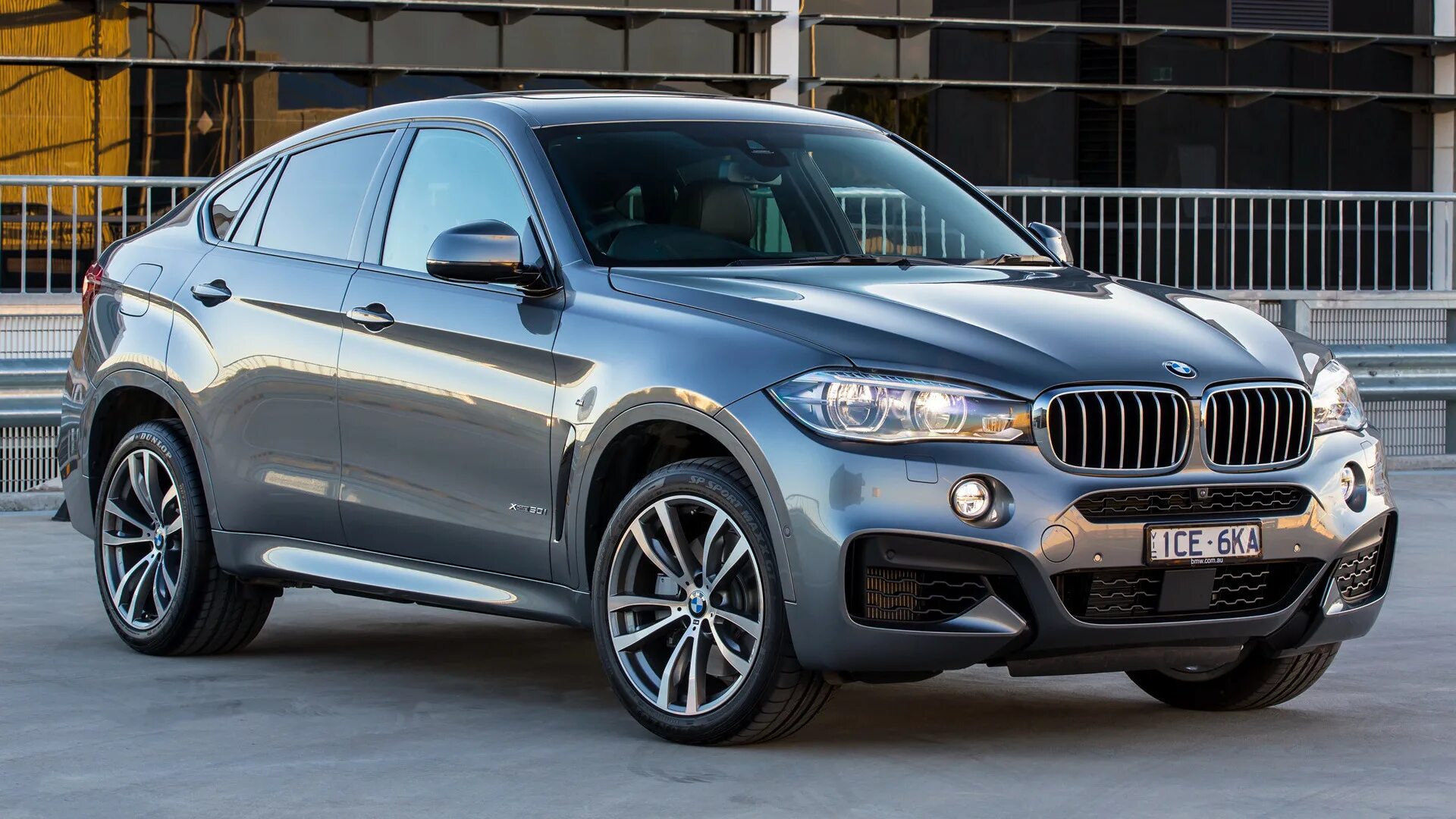 Тест драйв х7. БМВ f16. БМВ х6 седан. БМВ x6 f16. BMW x6 xdrive30d 2015.