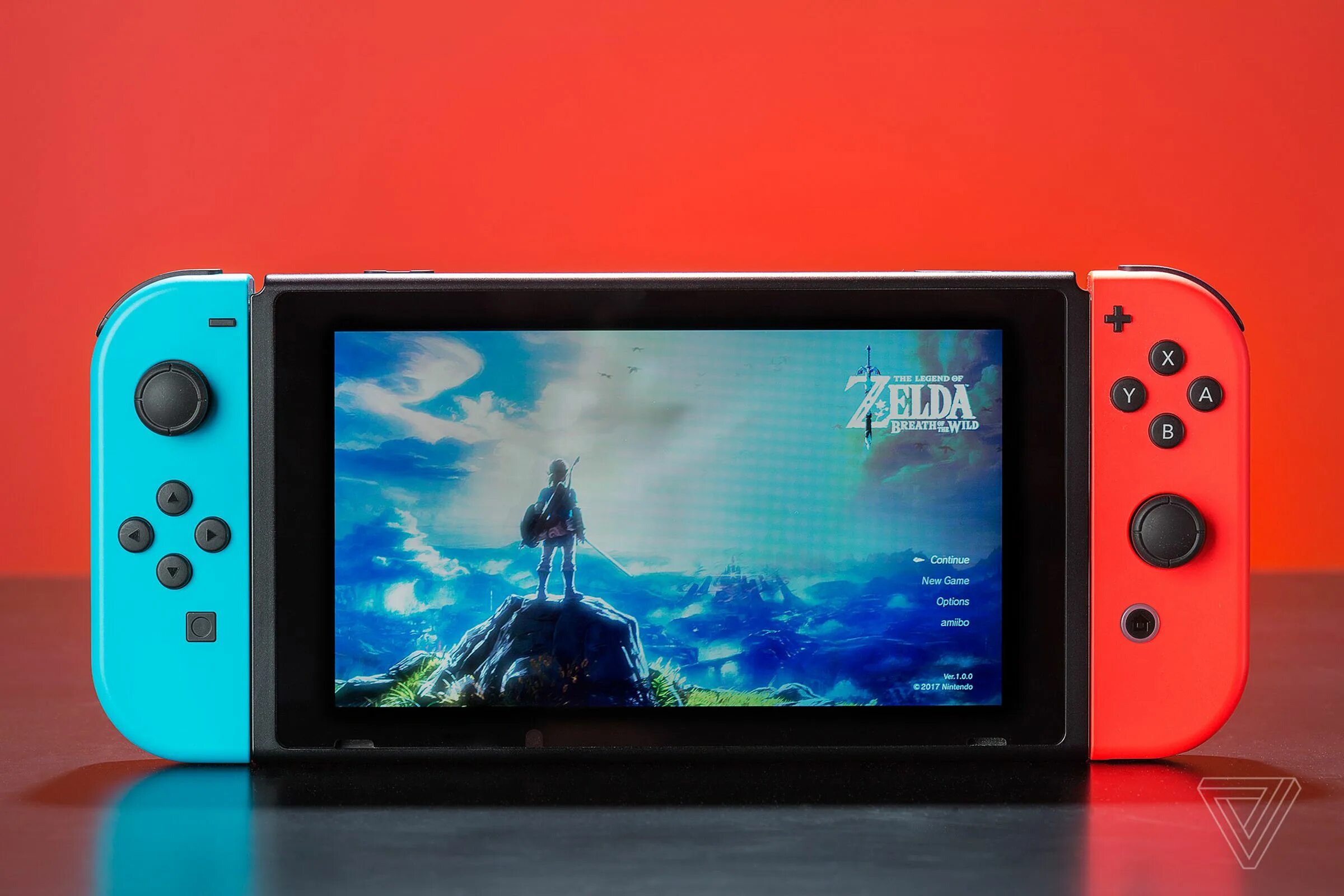 Есть ли на nintendo switch. Нинтендо свитч 2017. Nintendo Switch Nintendo. Игровая приставка Nintendo Switch OLED. Nintendo Switch портативная.