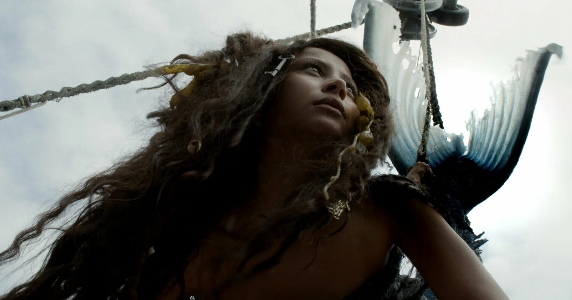 русалка на суше фильм 2020. русалочка фильм 2019. русалка 2019. русалочка фильм 2019. русалка 2019 хоррор.