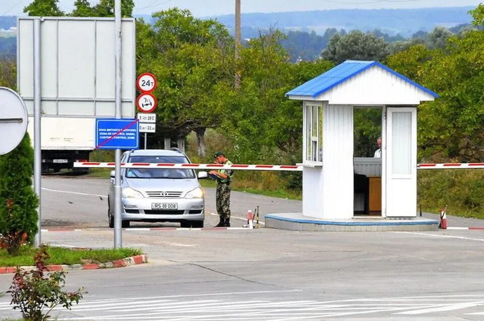 Граница казахстана с россией. Граница. Российско-казахстанская граница. Правила пересечения границы. Пересечение границы.