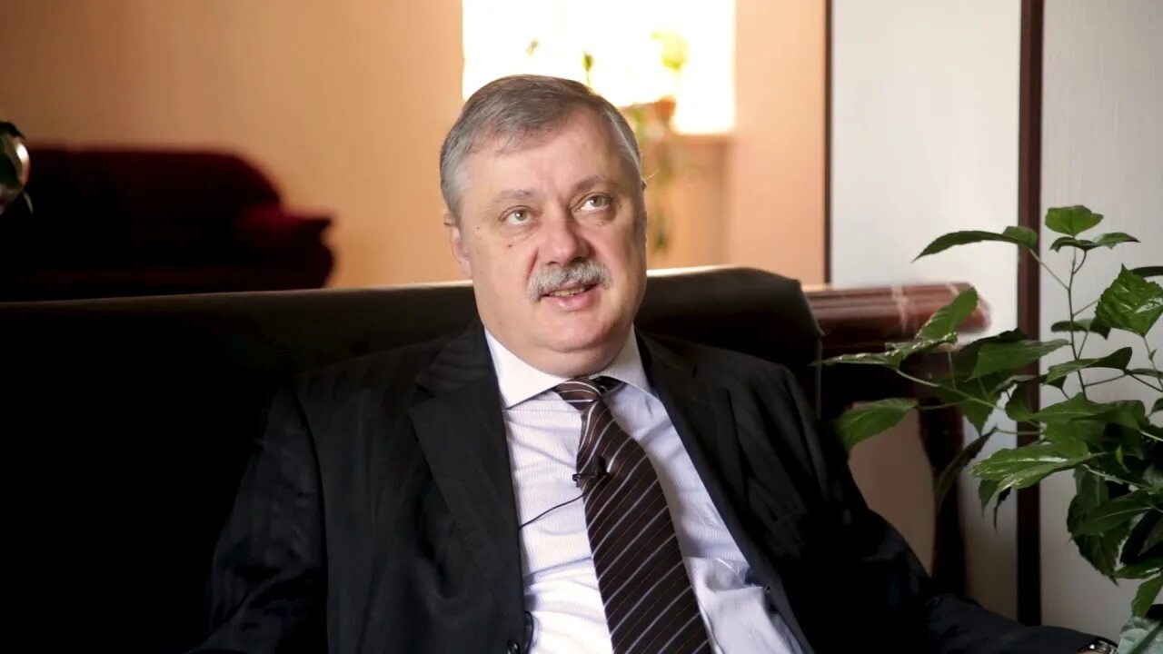 Вечер с владимиром соловьёвым телепередача. Евстафьев дмитрий геннадьевич. Политолог дмитрий евстафьев у соловьёва. Дмитрий евстафьев политолог биография. Евстафьев, дмитрий геннадиевич.